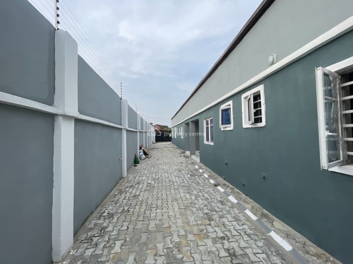 2 Bedroom Apartment, Addo Road, Ajah, Lagos, Flat / Apartment for Rent