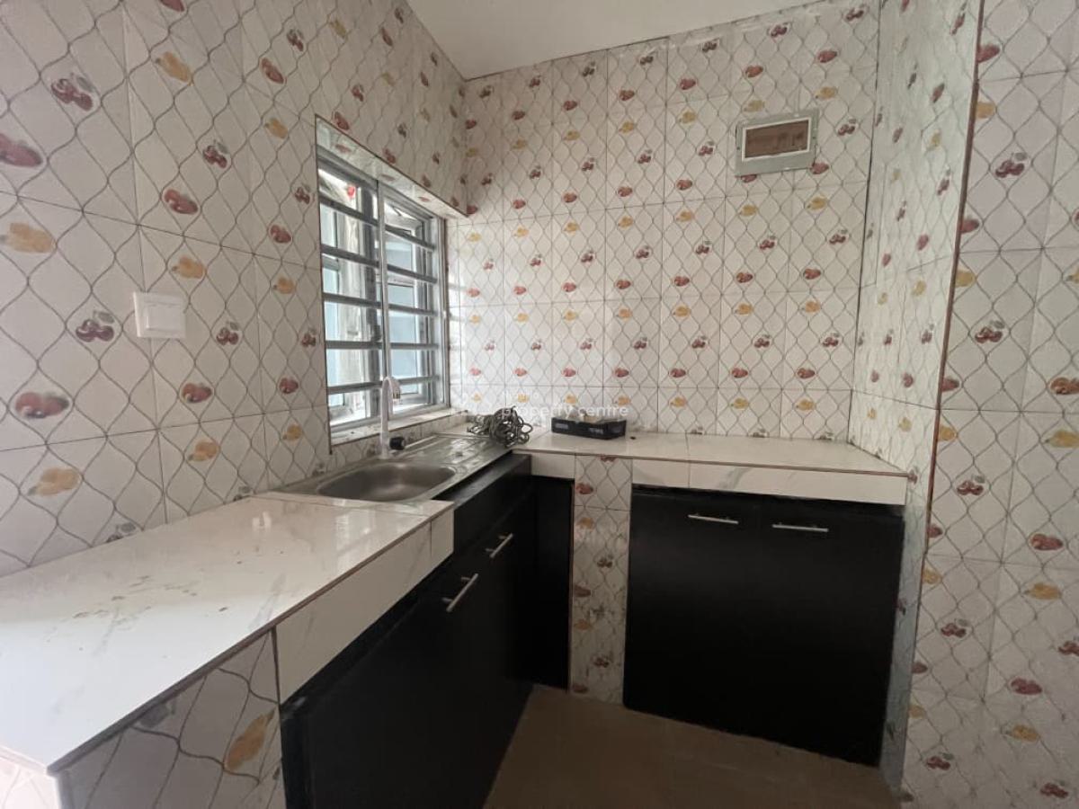 2 Bedroom Apartment, Addo Road, Ajah, Lagos, Flat / Apartment for Rent