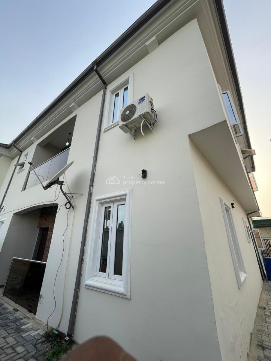Renovated 3bedroom Apartment in Sangotedo, United Estate, Sangotedo, Ajah, Lagos, Flat / Apartment for Rent