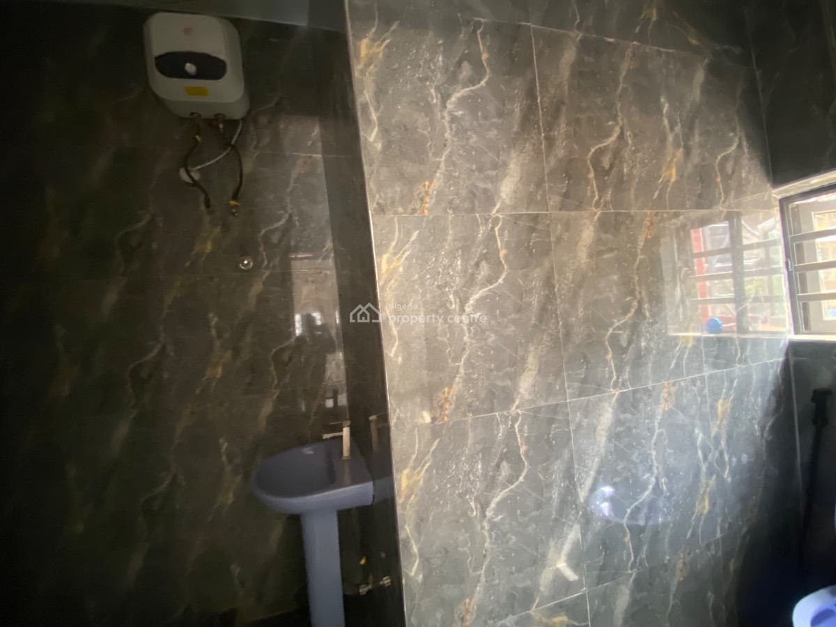 Hottest Letting in Town --- Dublin Standard Room & Parlour  Old Bodija, Old Bodija Area, Old Bodija, Ibadan, Oyo, Mini Flat (room and Parlour) for Rent