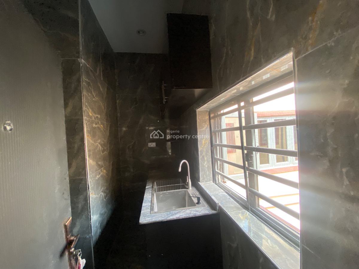 Hottest Letting in Town --- Dublin Standard Room & Parlour  Old Bodija, Old Bodija Area, Old Bodija, Ibadan, Oyo, Mini Flat (room and Parlour) for Rent