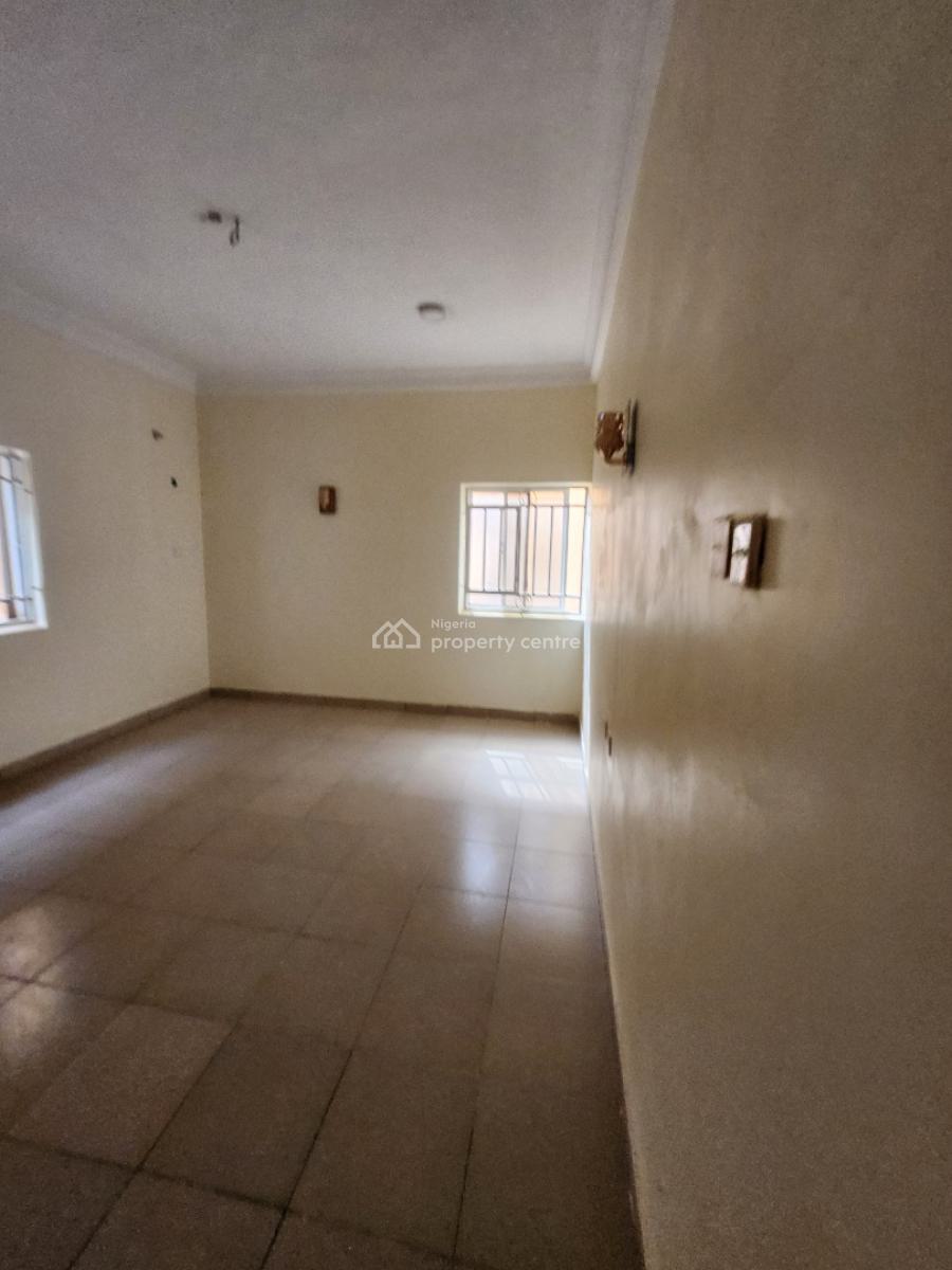 Nice Spacious 2 Bedroom Flat with Bq, By Kia, Wuye, Abuja, Flat / Apartment for Rent