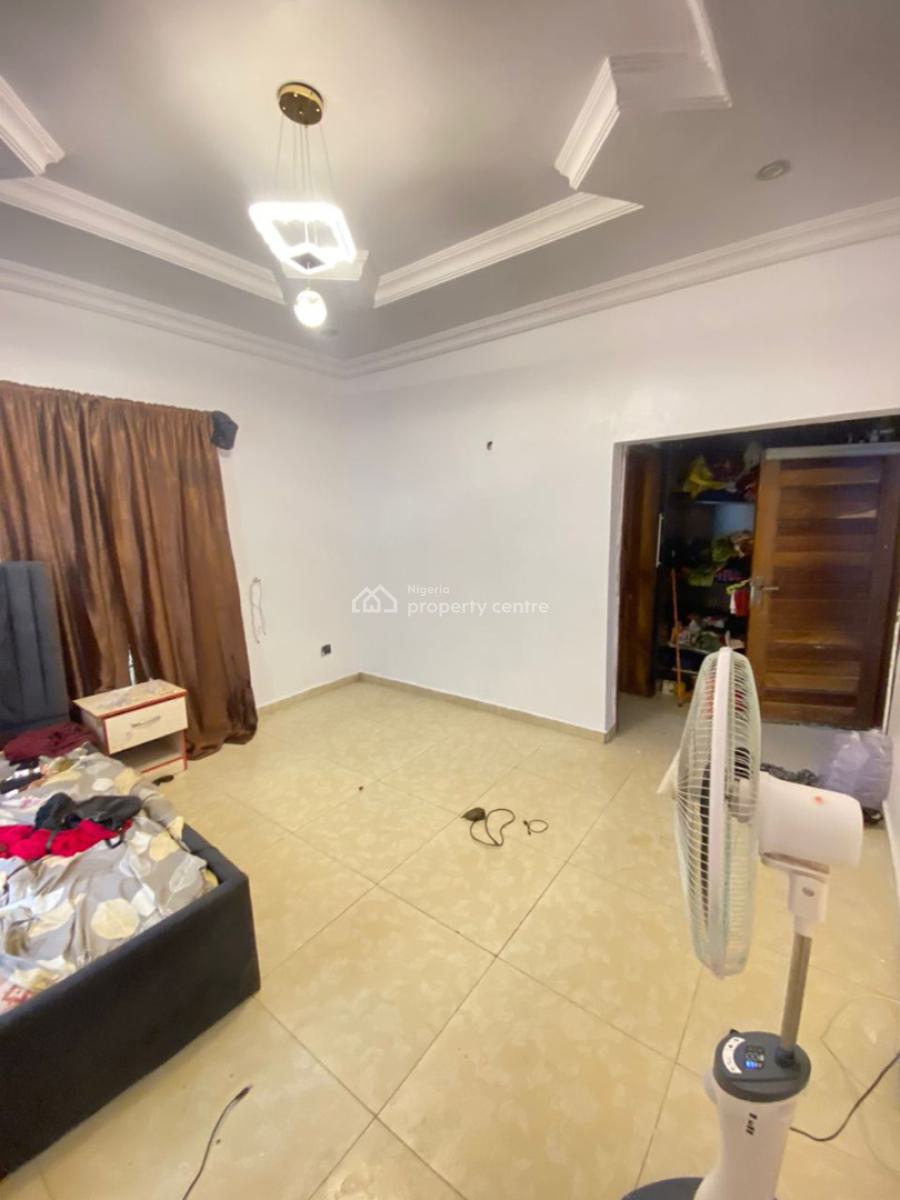 Single Room Shared Apartment in an Estate, Chevron, Lekki, Lagos, Self Contain (single Rooms) for Rent