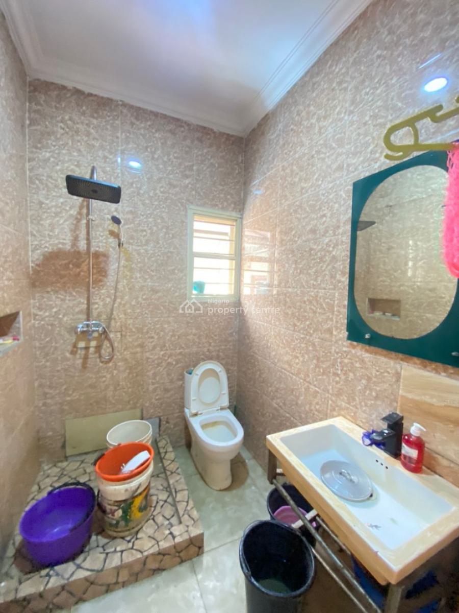 Single Room Shared Apartment in an Estate, Chevron, Lekki, Lagos, Self Contain (single Rooms) for Rent