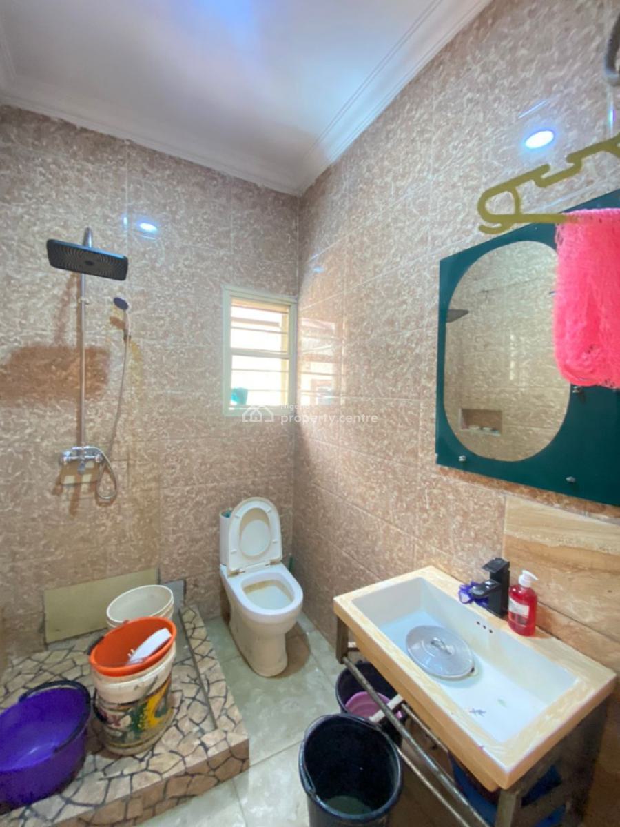 Single Room Shared Apartment in an Estate, Chevron, Lekki, Lagos, Self Contain (single Rooms) for Rent