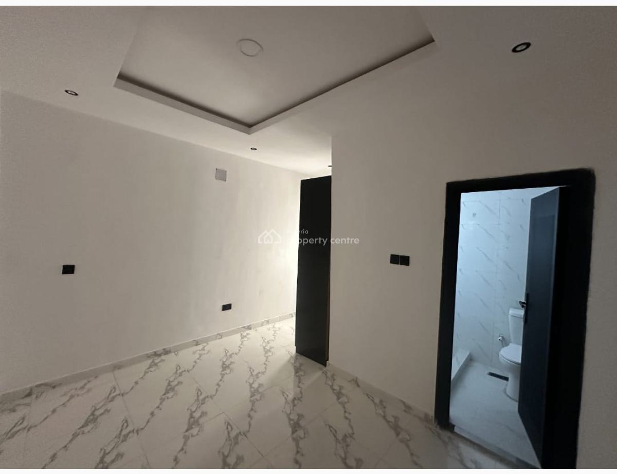 Self Compound Brand New 3 Bedrooms Terrace, Sangotedo, Ajah, Lagos, Terraced Duplex for Sale