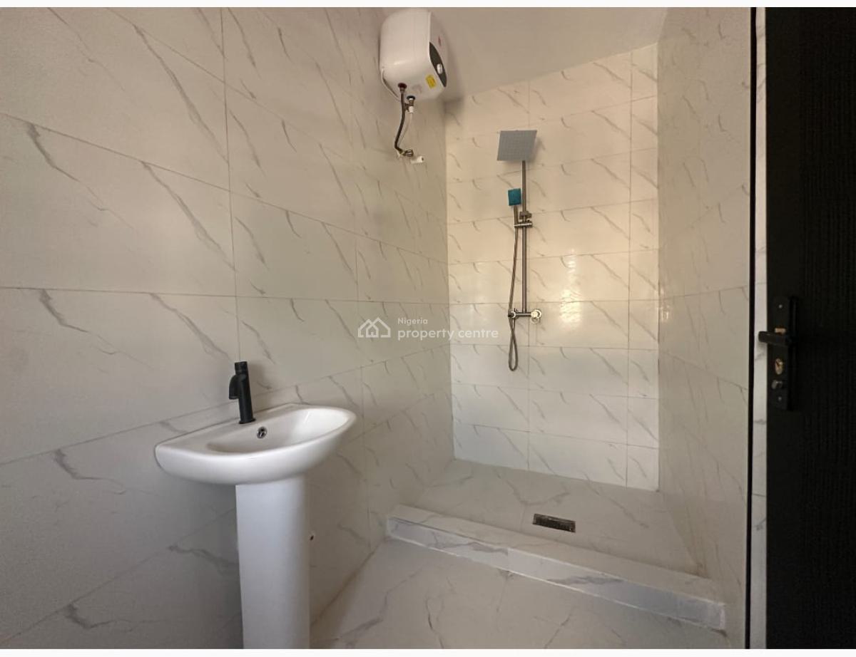 Self Compound Brand New 3 Bedrooms Terrace, Sangotedo, Ajah, Lagos, Terraced Duplex for Sale