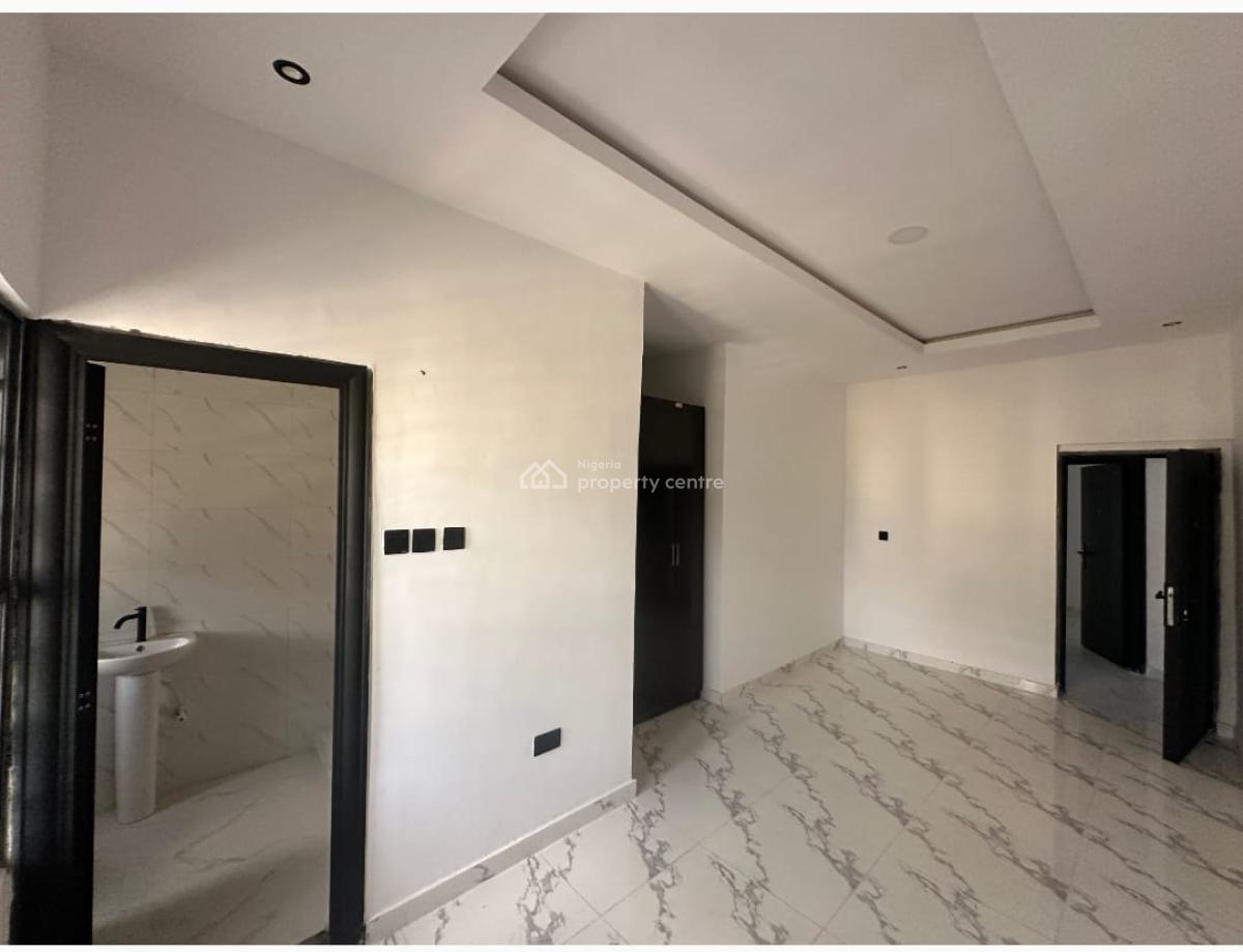 Self Compound Brand New 3 Bedrooms Terrace, Sangotedo, Ajah, Lagos, Terraced Duplex for Sale