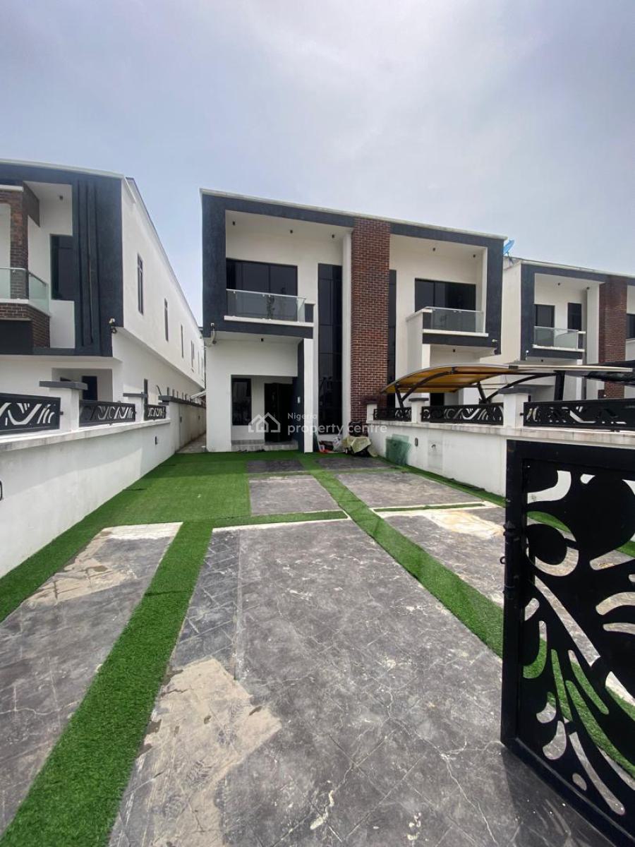 Luxury Spacious 4 Bedroom Detached Duplex,/slightly Negotiable, Ologolo , in an Estate , Slightly Negotiable, Lekki, Lagos, Detached Duplex for Rent
