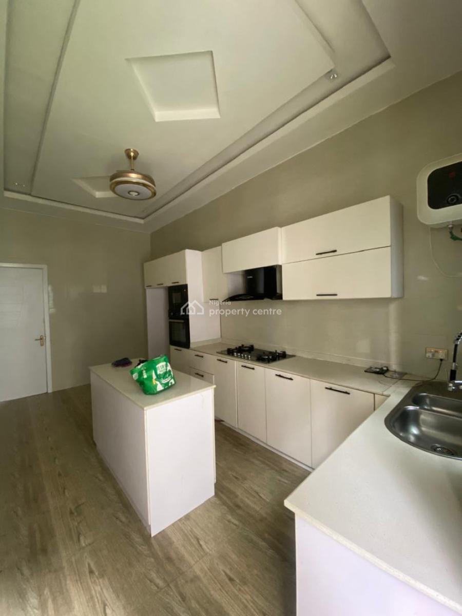 Luxury Spacious 4 Bedroom Detached Duplex,/slightly Negotiable, Ologolo , in an Estate , Slightly Negotiable, Lekki, Lagos, Detached Duplex for Rent