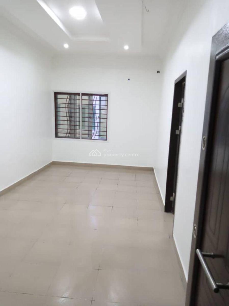 Specious Room and Palour, Along Chevron Drive, Lekki, Lagos, Mini Flat (room and Parlour) for Sale