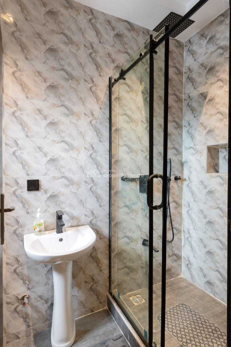 Newly Launched 3 Bedroom Apartment (all Ensuite), Lekki Phase 1, Lekki, Lagos, Flat / Apartment Short Let