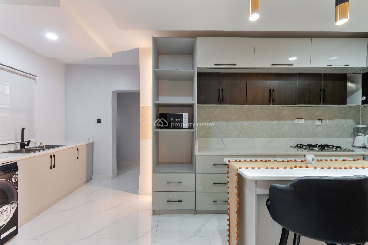 Newly Launched 3 Bedroom Apartment (all Ensuite), Lekki Phase 1, Lekki, Lagos, Flat / Apartment Short Let