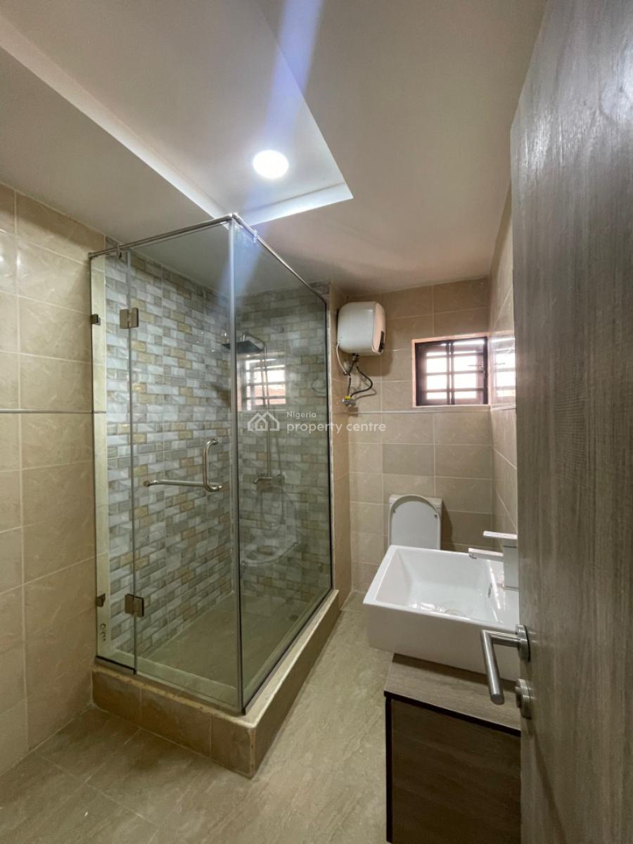 Clean Specious 2 Bedroom Apartment with Open Kitchen, Ologolo, Lekki, Lagos, Flat / Apartment for Rent