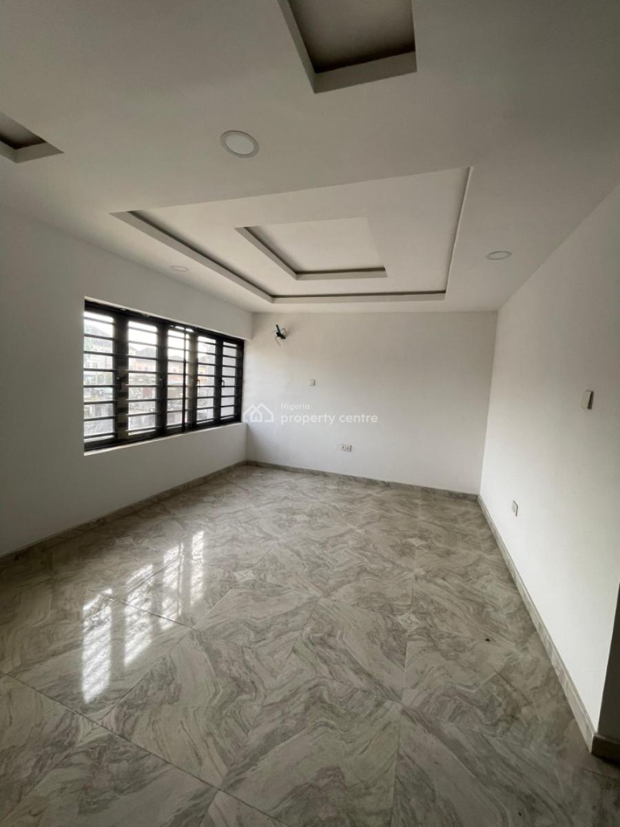 Clean Specious 2 Bedroom Apartment with Open Kitchen, Ologolo, Lekki, Lagos, Flat / Apartment for Rent