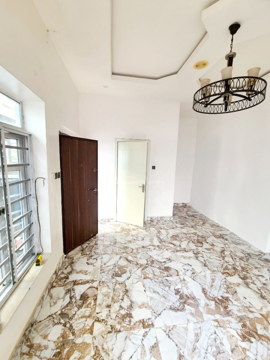 Masters Bedroom Shared Apartment with Jacuzzi, Ikota Villa Estate, Ikota, Lekki, Lagos, Self Contain (single Rooms) for Rent