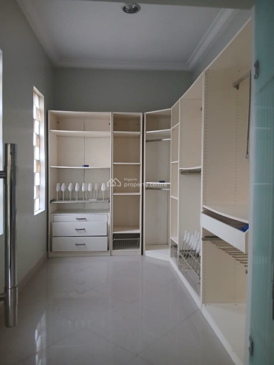 This Is a Lovely 5bedroom Fully Detached with Bq, Ikeja Gra, Ikeja, Lagos, Detached Duplex for Sale