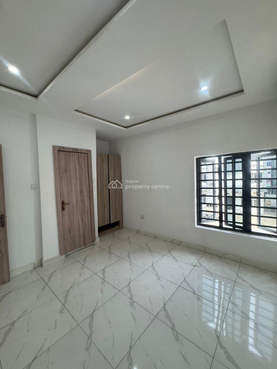 Exquisite 4 Bedroom Terrace Duplex with with  Pool, Ac and Bq, New Road . Chevron Axis, Lekki, Lagos, Terraced Duplex for Rent