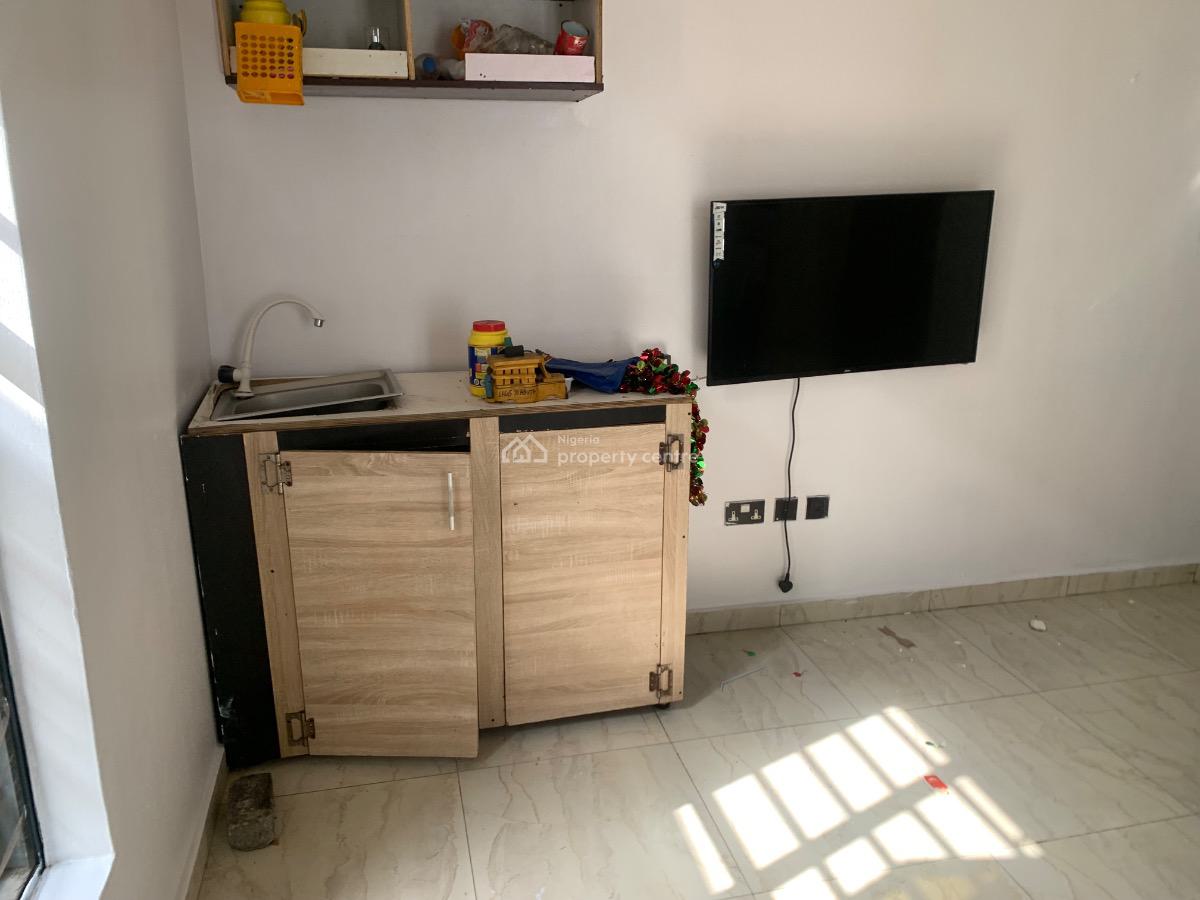 Self Contain (studio Apartment), Chevy View Estate Chevron Drive, Lekki, Lagos, Self Contain (single Rooms) for Rent