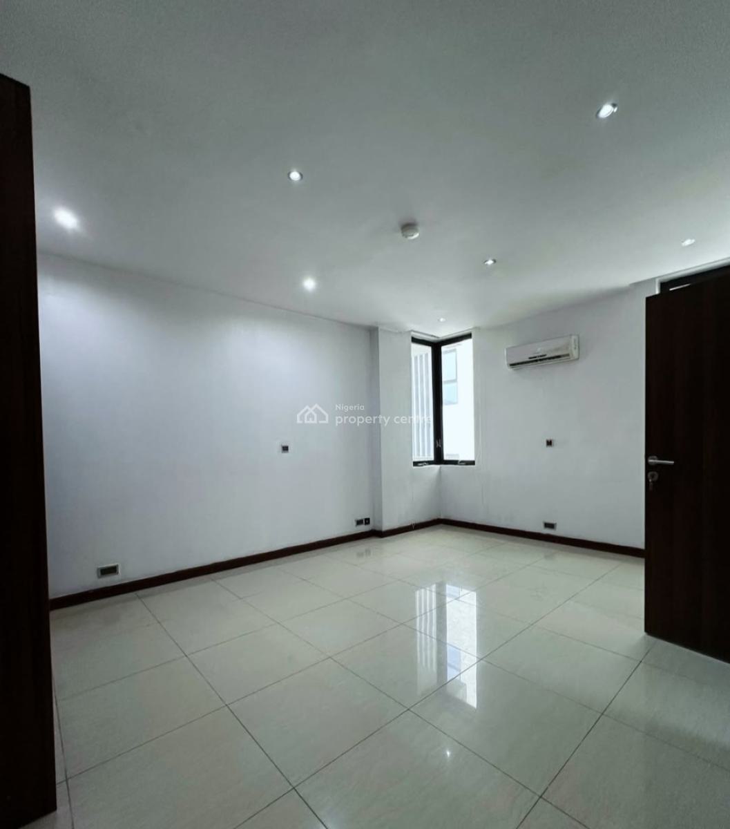 Serviced with 24/7 Power Supply 3 Bedroom En-suite Flat with Fully Fit, Ikoyi, Lagos, Flat / Apartment for Rent