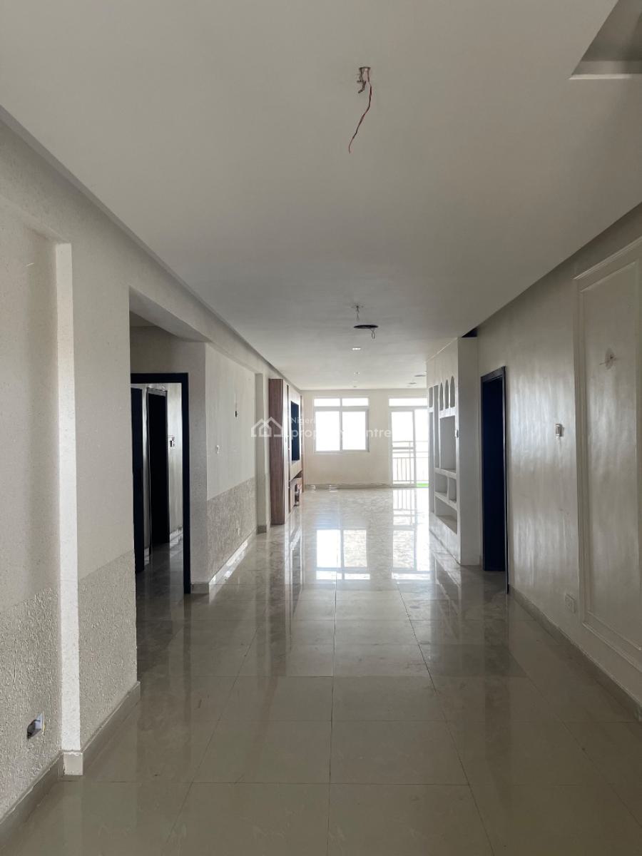 Waterfront Spacious 3 Bedroom Apartment, Off Admiralty Way, Lekki Phase 1, Lekki, Lagos, Flat / Apartment for Rent