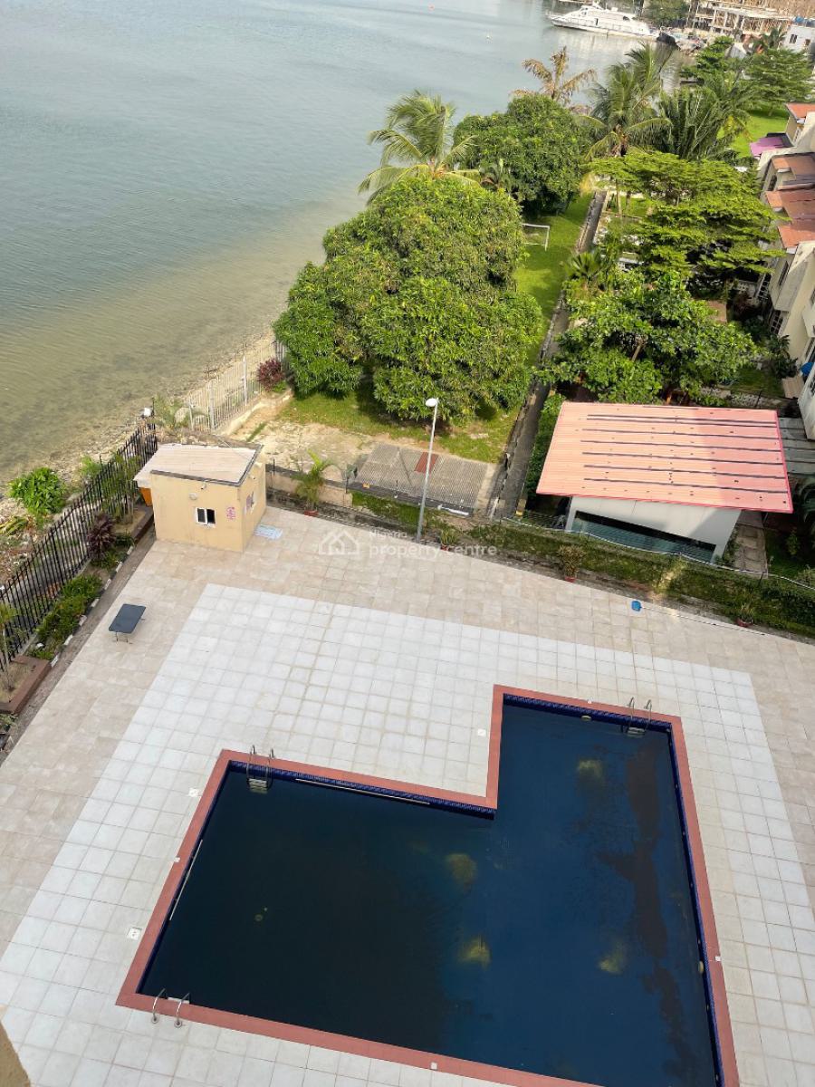 Waterfront Spacious 3 Bedroom Apartment, Off Admiralty Way, Lekki Phase 1, Lekki, Lagos, Flat / Apartment for Rent