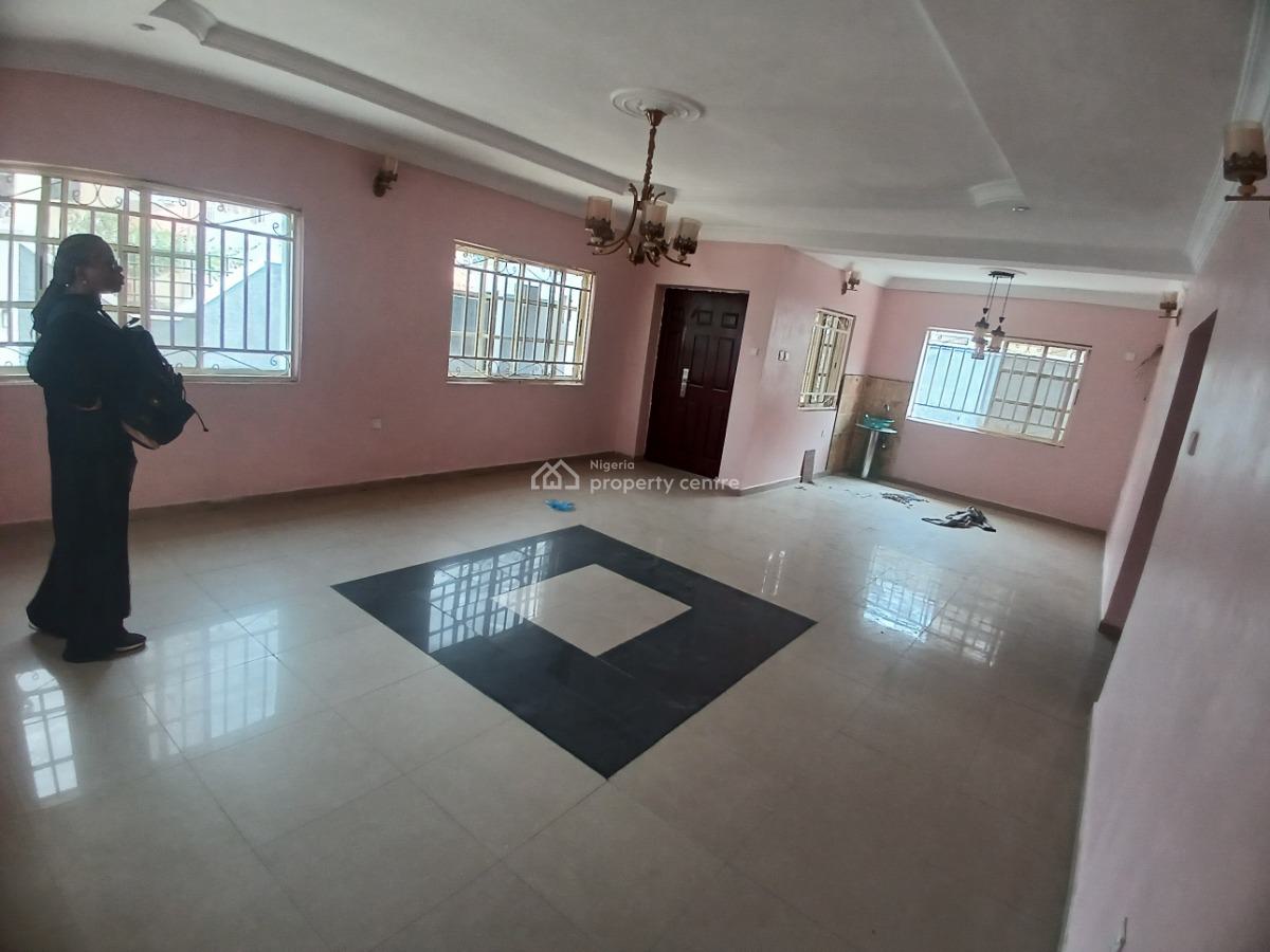 Newly Renovated 3 Bedrooom Bungalow with 2 Self Contain Bq, By Suncity Estate, Galadimawa, Abuja, Detached Bungalow for Rent