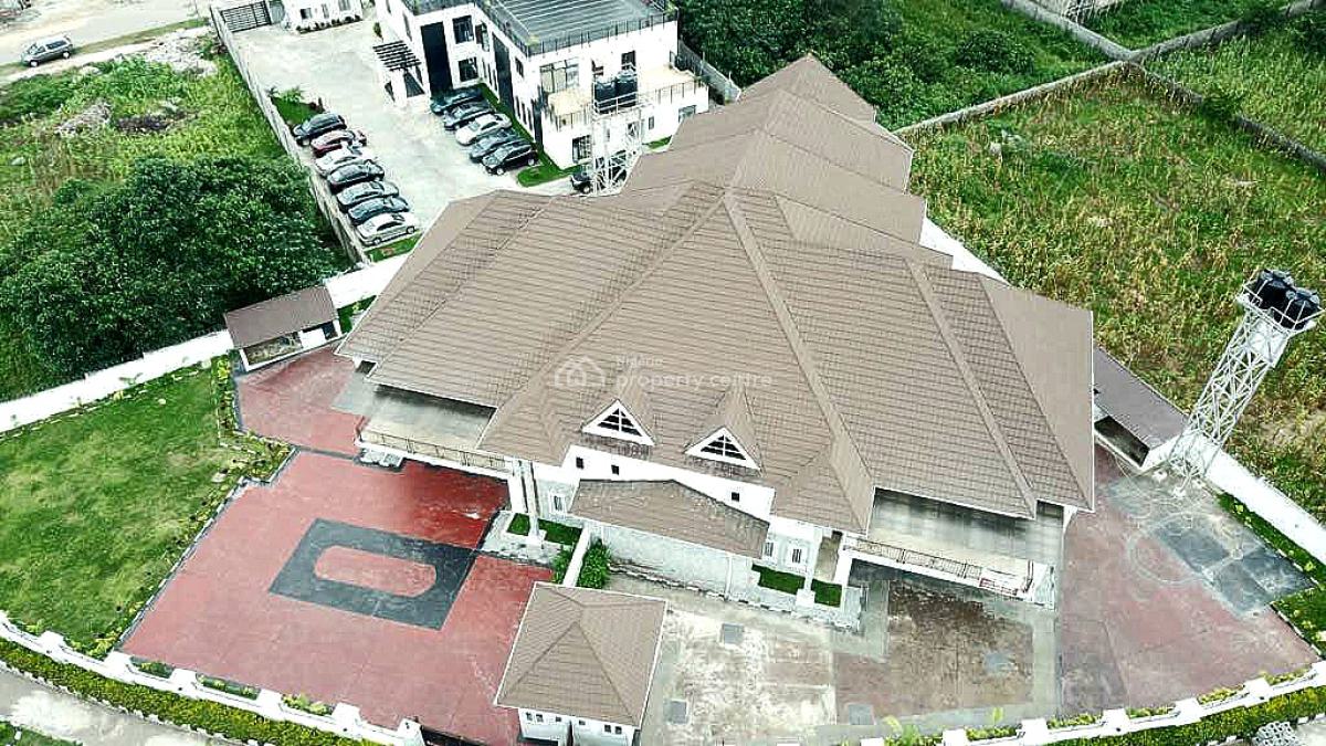 Spacious 5-bedroom Semi-detached Duplex + Bq + Swimming + Water Founta, Guzape Main, Guzape District, Abuja, Semi-detached Duplex for Sale