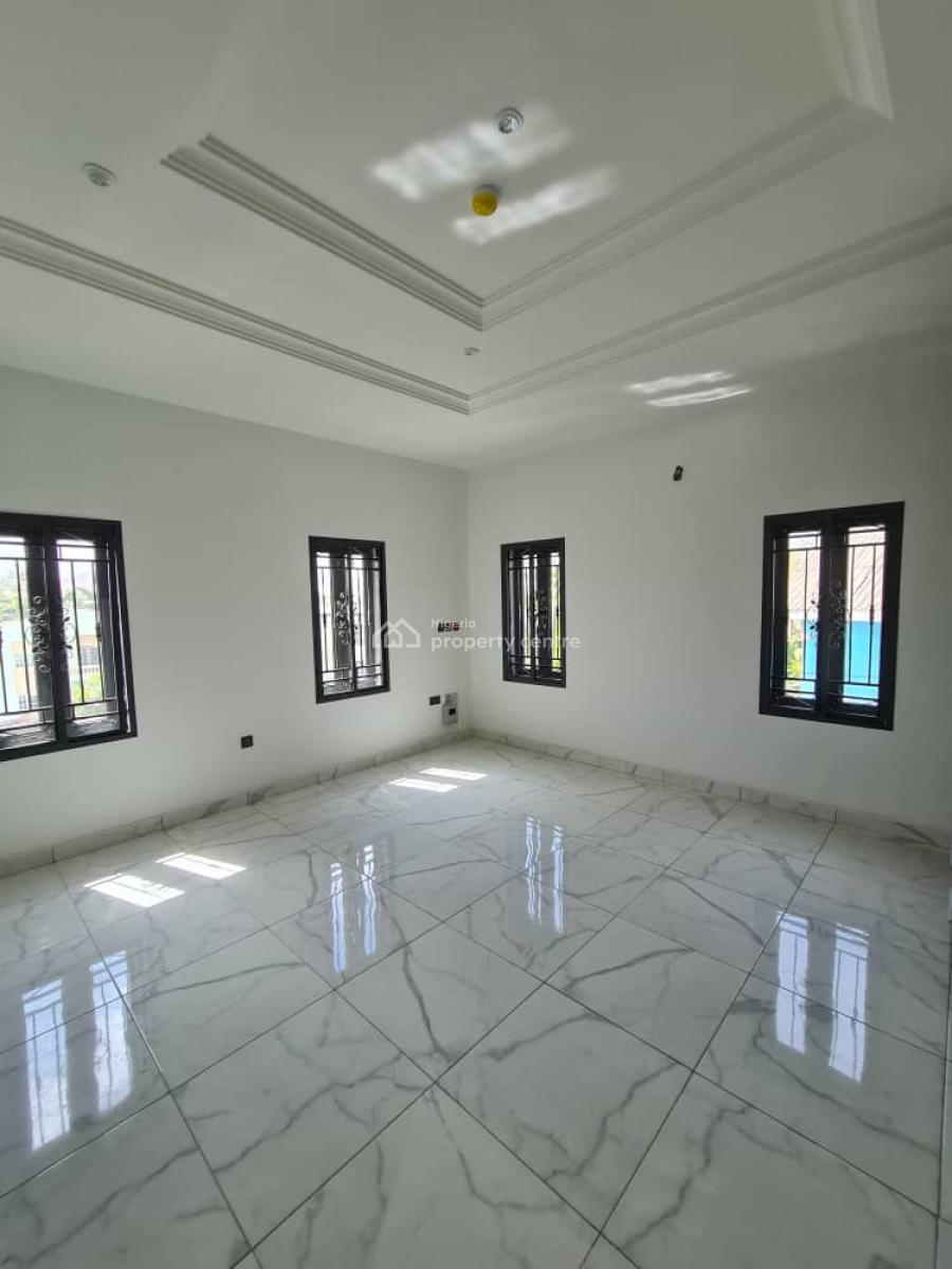 Spacious 5-bedroom Semi-detached Duplex + Bq + Swimming + Water Founta, Guzape Main, Guzape District, Abuja, Semi-detached Duplex for Sale