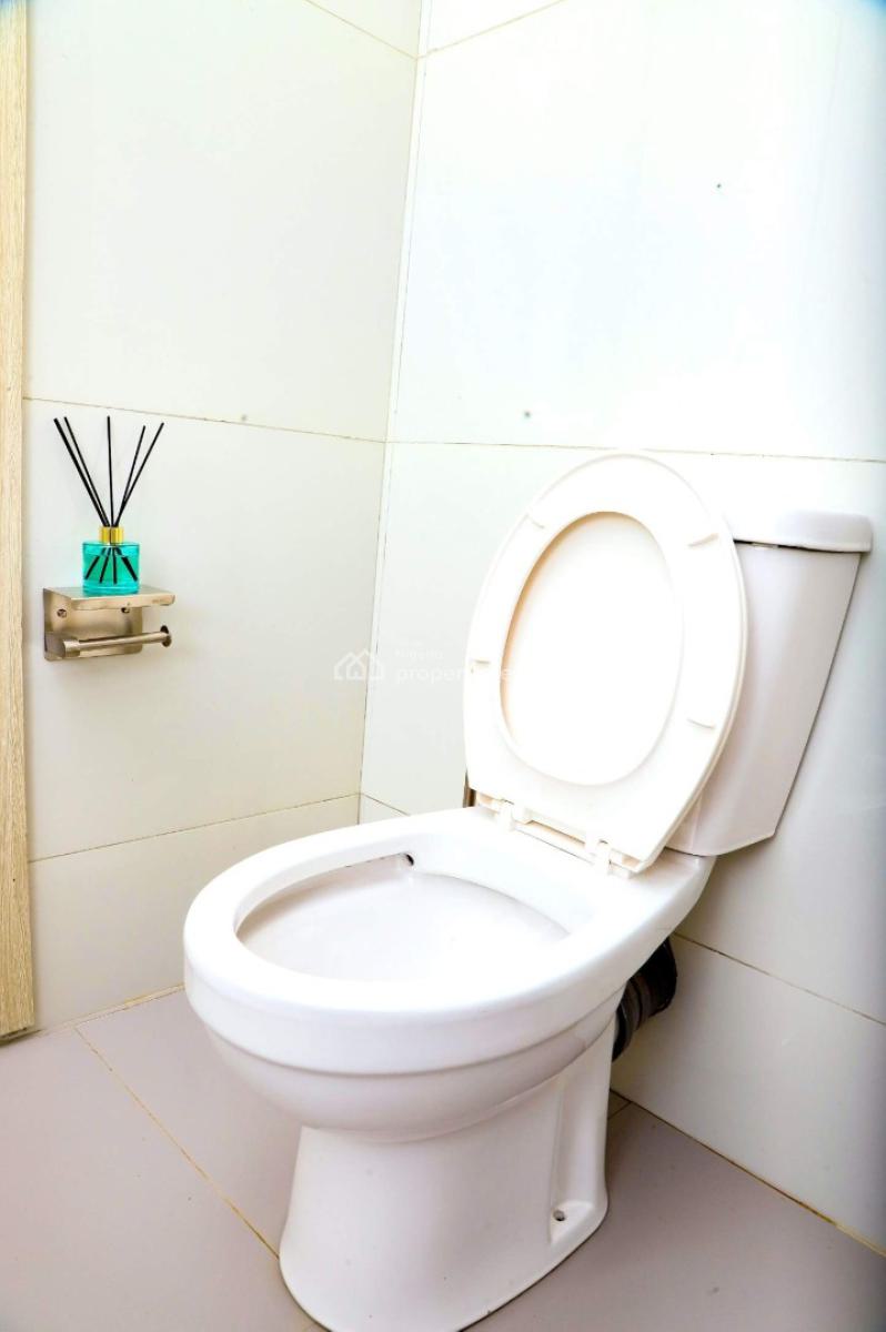 Fully Serviced Luxury 4-bedroom Apartment with Bq, Spa, Pool & Gym, Meadow Hall Way, Ikate, Lekki, Lagos, Flat / Apartment for Rent