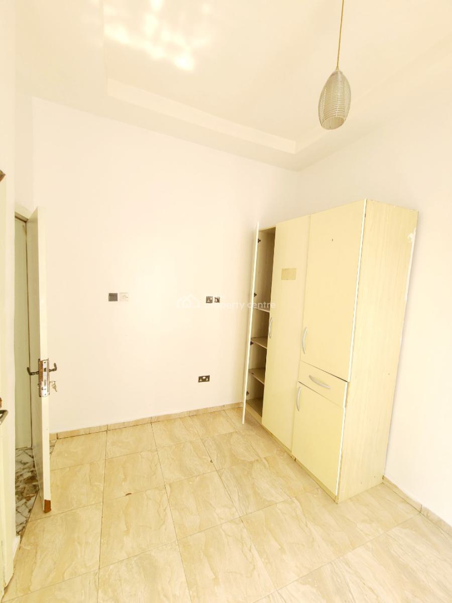 Studio Shared Apartment Upstairs, Ikota Villa Estate, Ikota, Lekki, Lagos, Self Contain (single Rooms) for Rent