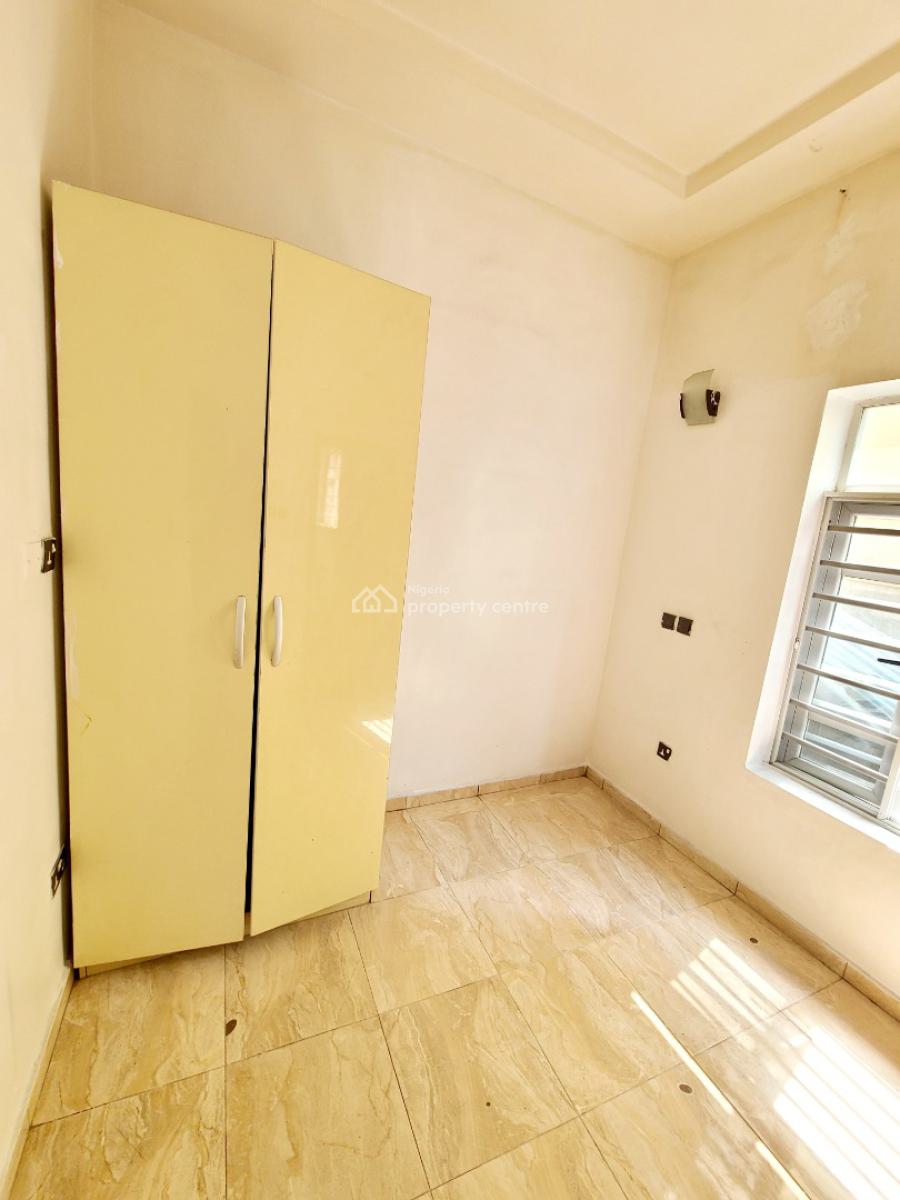 Studio Shared Apartment Upstairs, Ikota Villa Estate, Ikota, Lekki, Lagos, Self Contain (single Rooms) for Rent