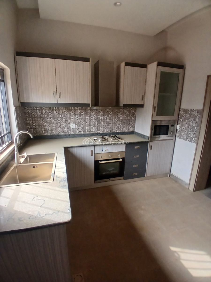 Luxury Brand New 4 Bedrooms Terrace Duplex with Bq, Lugbe District, Abuja, Terraced Duplex for Sale