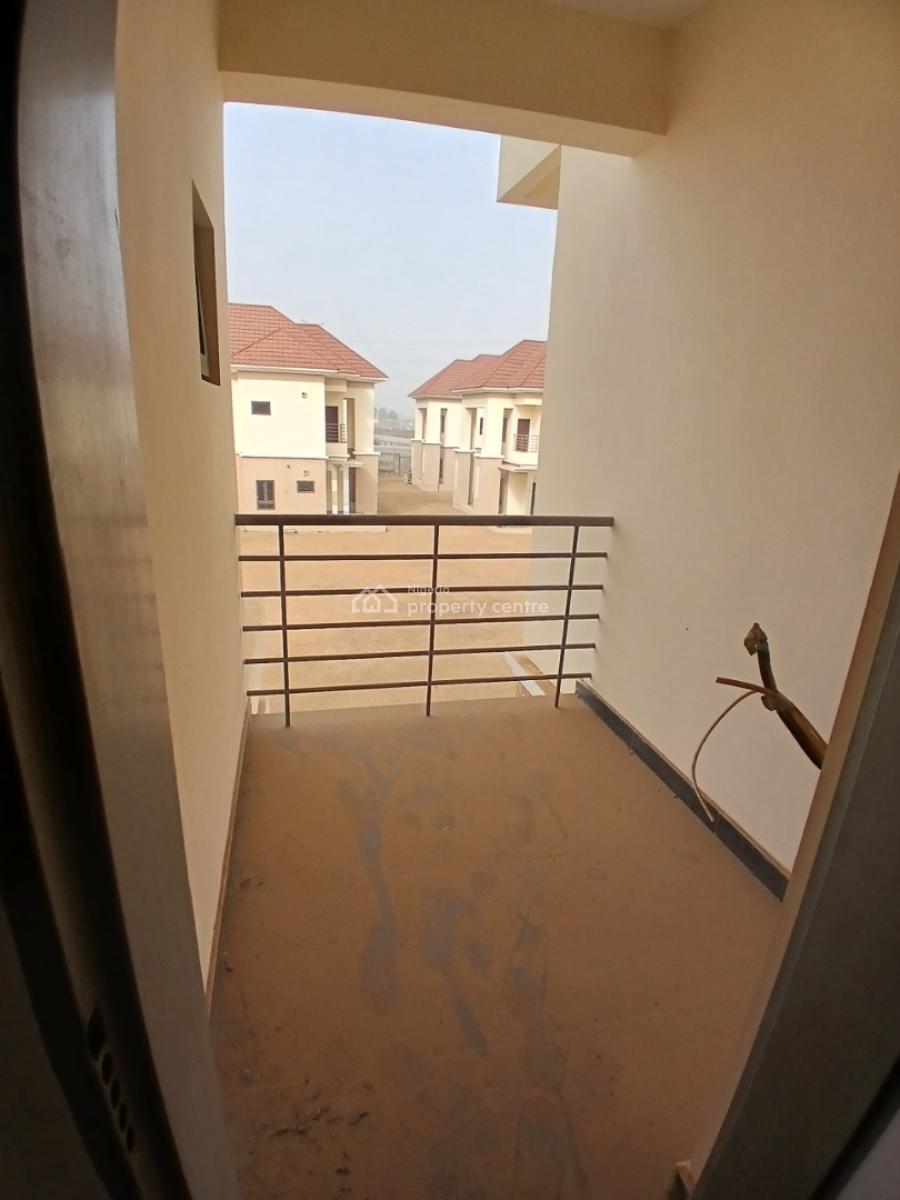 Luxury Brand New 4 Bedrooms Terrace Duplex with Bq, Lugbe District, Abuja, Terraced Duplex for Sale