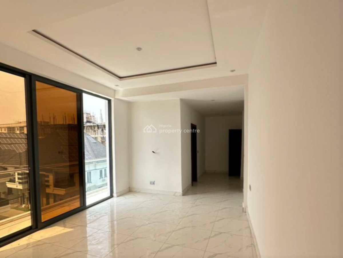 Contemporary 3 Bedroom Apartment Suitable for Investment, Lekki Phase 1, Lekki, Lagos, Flat / Apartment for Sale