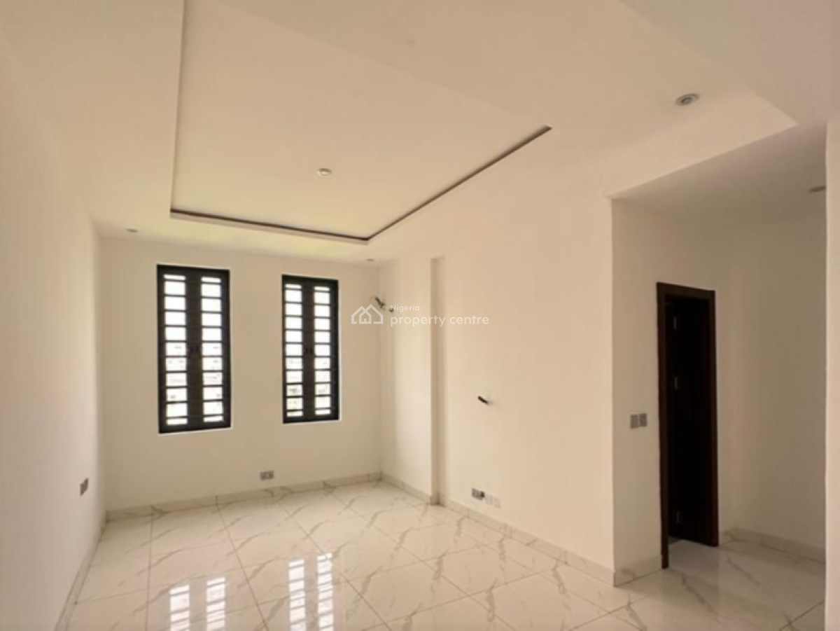 Contemporary 3 Bedroom Apartment Suitable for Investment, Lekki Phase 1, Lekki, Lagos, Flat / Apartment for Sale