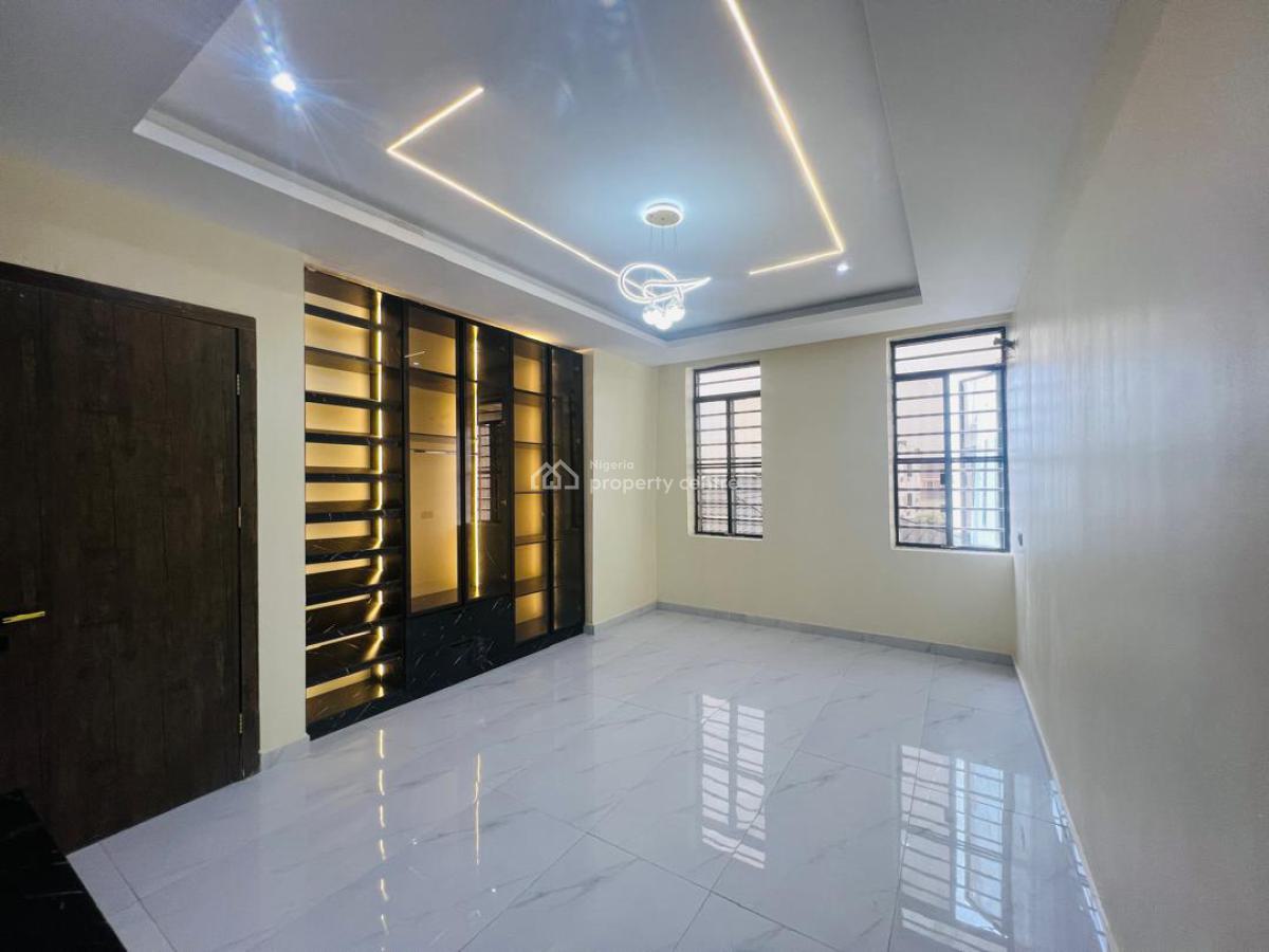 2 Bedroom Apartments with Bq and Elevator, Lekki Phase 1, Lekki Phase 1, Lekki, Lagos, Flat / Apartment for Sale