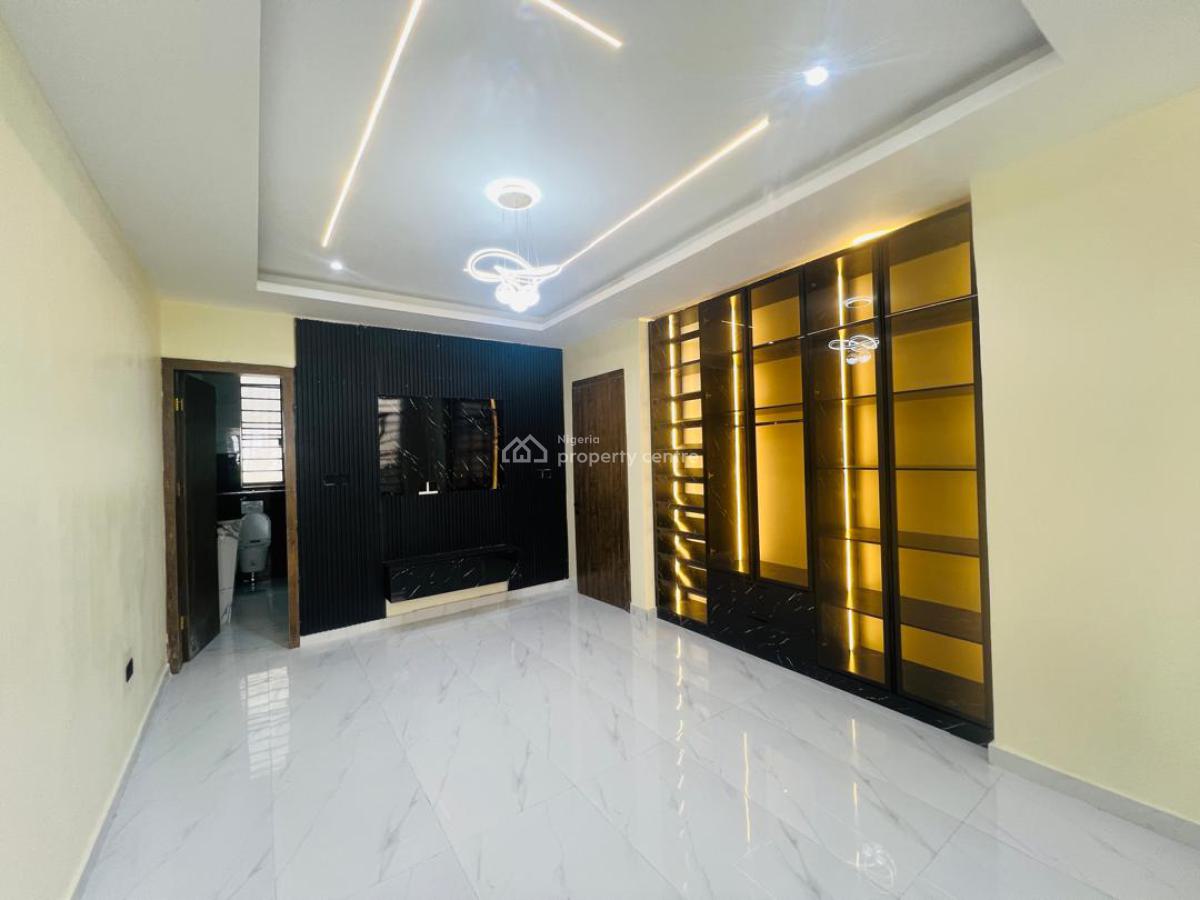 2 Bedroom Apartments with Bq and Elevator, Lekki Phase 1, Lekki Phase 1, Lekki, Lagos, Flat / Apartment for Sale