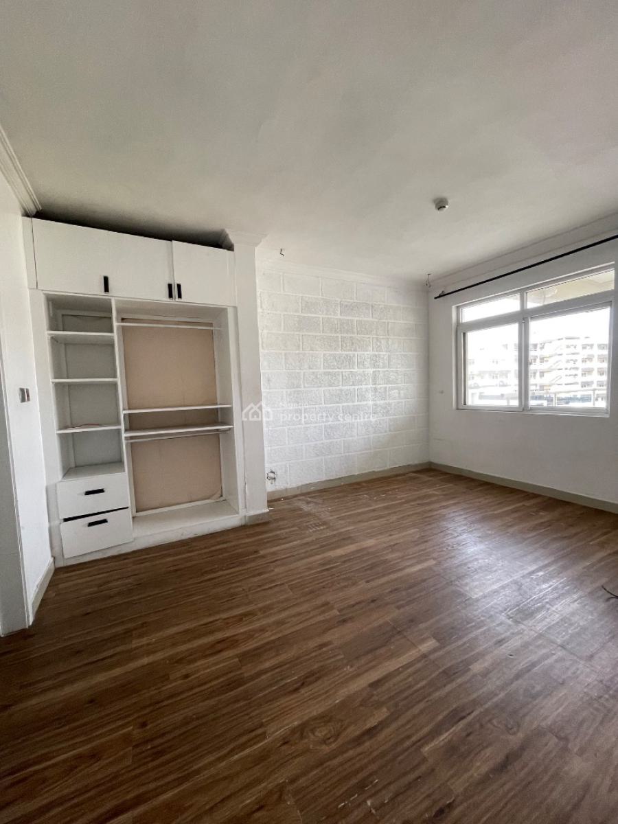 Waterfront Spacious 3 Bedroom Apartment, Off Admiralty Way, Lekki Phase 1, Lekki Phase 1, Lekki, Lagos, Flat / Apartment for Rent