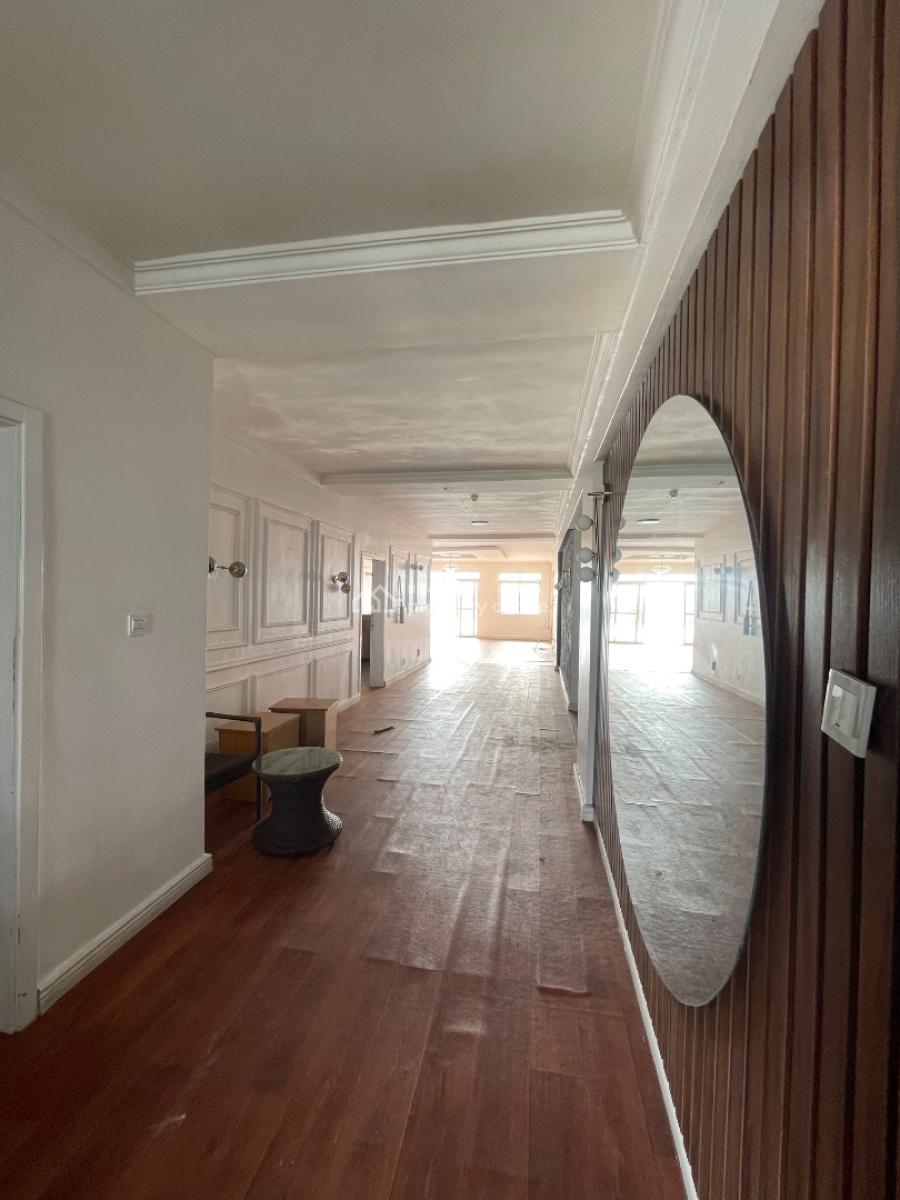 Waterfront Spacious 3 Bedroom Apartment, Off Admiralty Way, Lekki Phase 1, Lekki Phase 1, Lekki, Lagos, Flat / Apartment for Rent