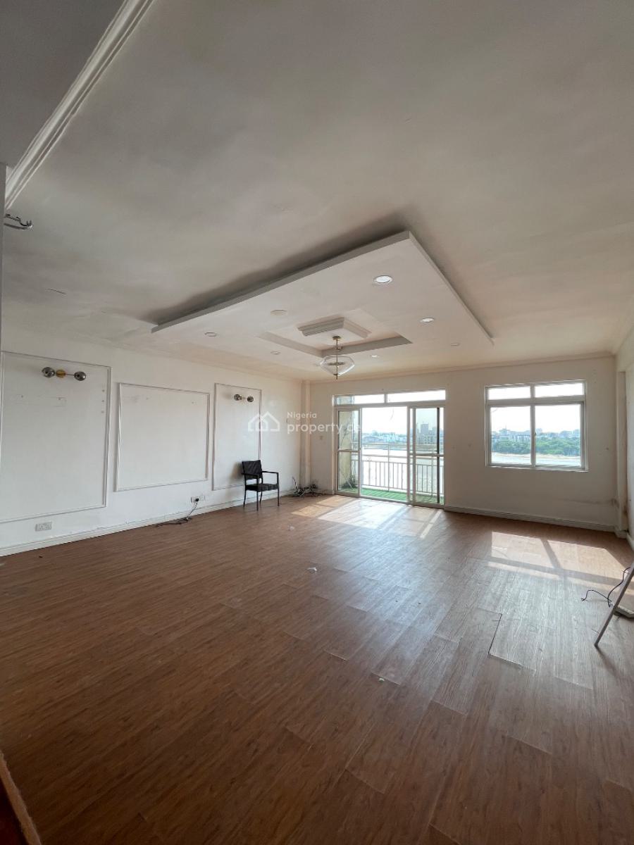 Waterfront Spacious 3 Bedroom Apartment, Off Admiralty Way, Lekki Phase 1, Lekki Phase 1, Lekki, Lagos, Flat / Apartment for Rent