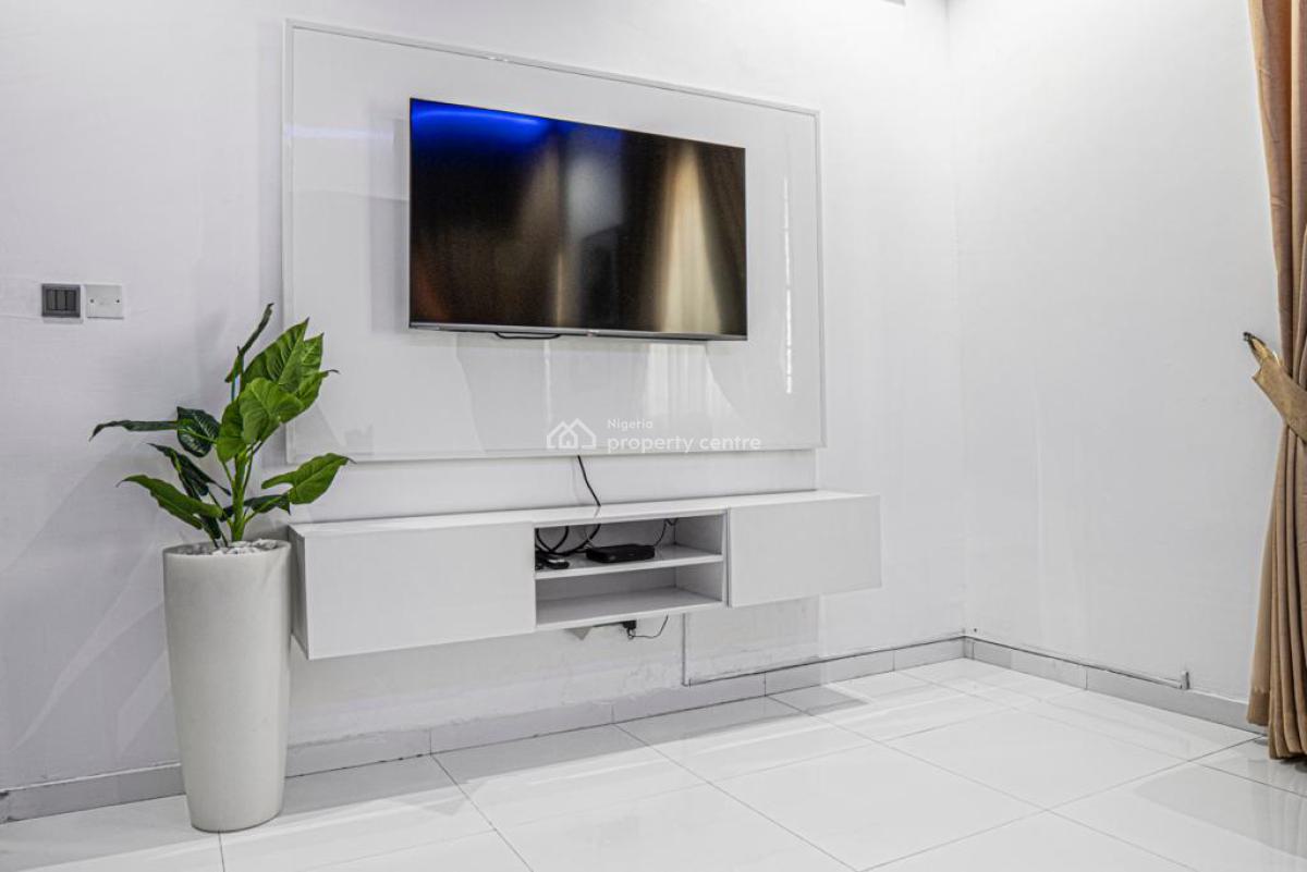 3 Bedroom Apartment + Bq, Lekki Phase 1, Lekki, Lagos, Flat / Apartment for Rent