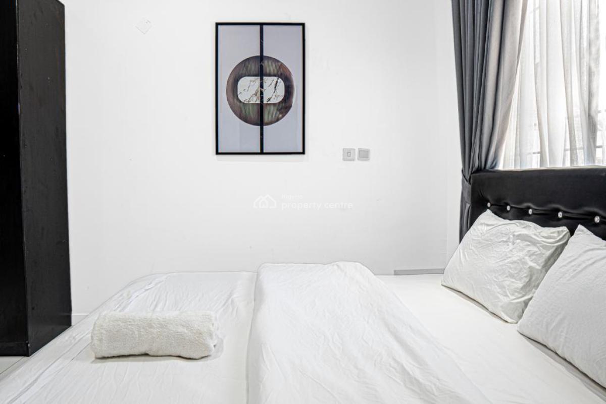 3 Bedroom Apartment + Bq, Lekki Phase 1, Lekki, Lagos, Flat / Apartment for Rent