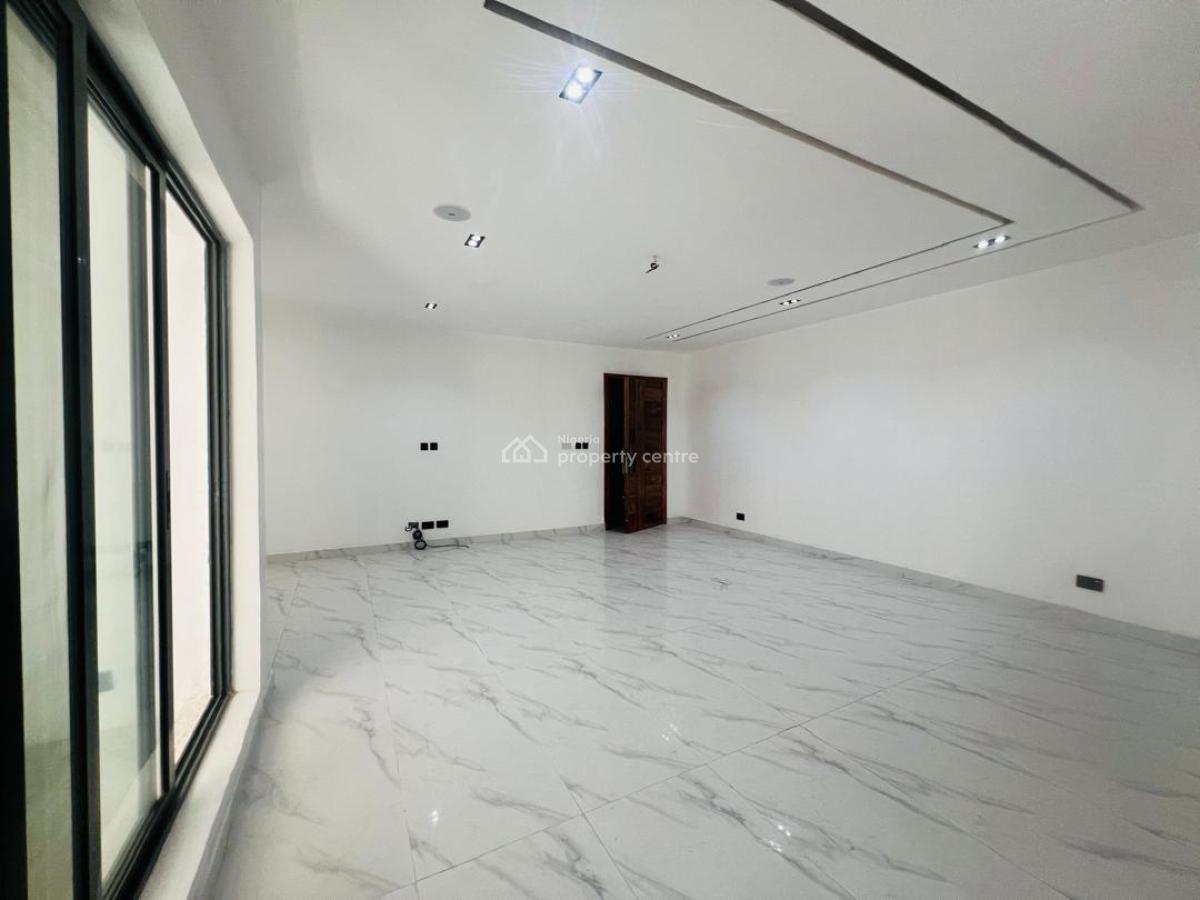 2 Bedroom Apartment with Elevator, Lekki Phase 1, Lekki Phase 1, Lekki, Lagos, Flat / Apartment for Sale