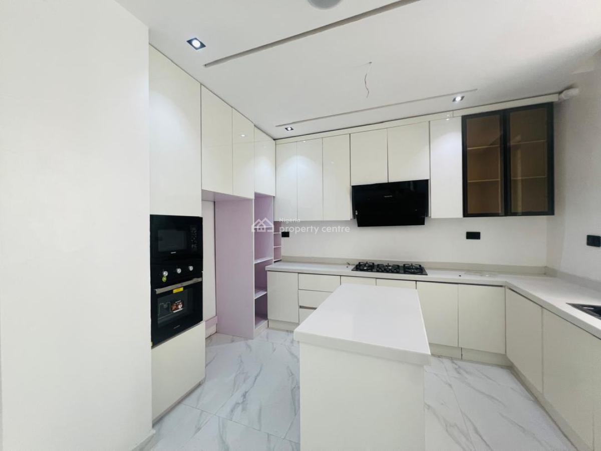 2 Bedroom Apartment with Elevator, Lekki Phase 1, Lekki Phase 1, Lekki, Lagos, Flat / Apartment for Sale