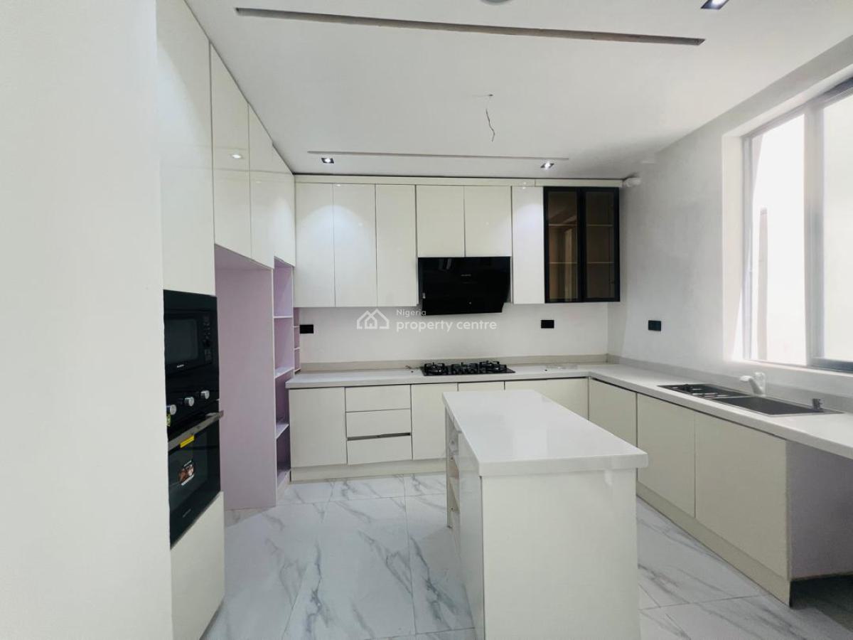 2 Bedroom Apartment with Elevator, Lekki Phase 1, Lekki Phase 1, Lekki, Lagos, Flat / Apartment for Sale