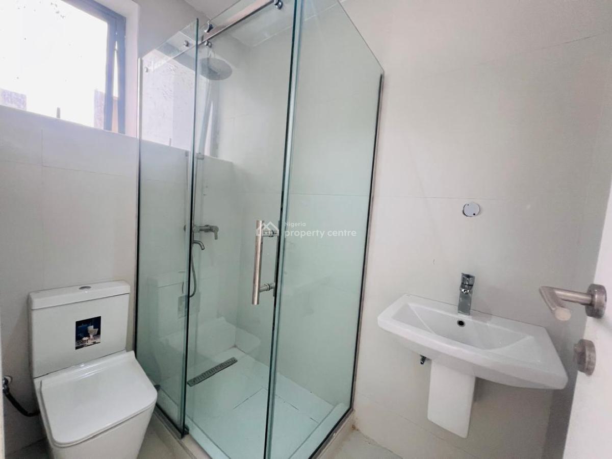 2 Bedroom Apartment with Elevator, Lekki Phase 1, Lekki Phase 1, Lekki, Lagos, Flat / Apartment for Sale