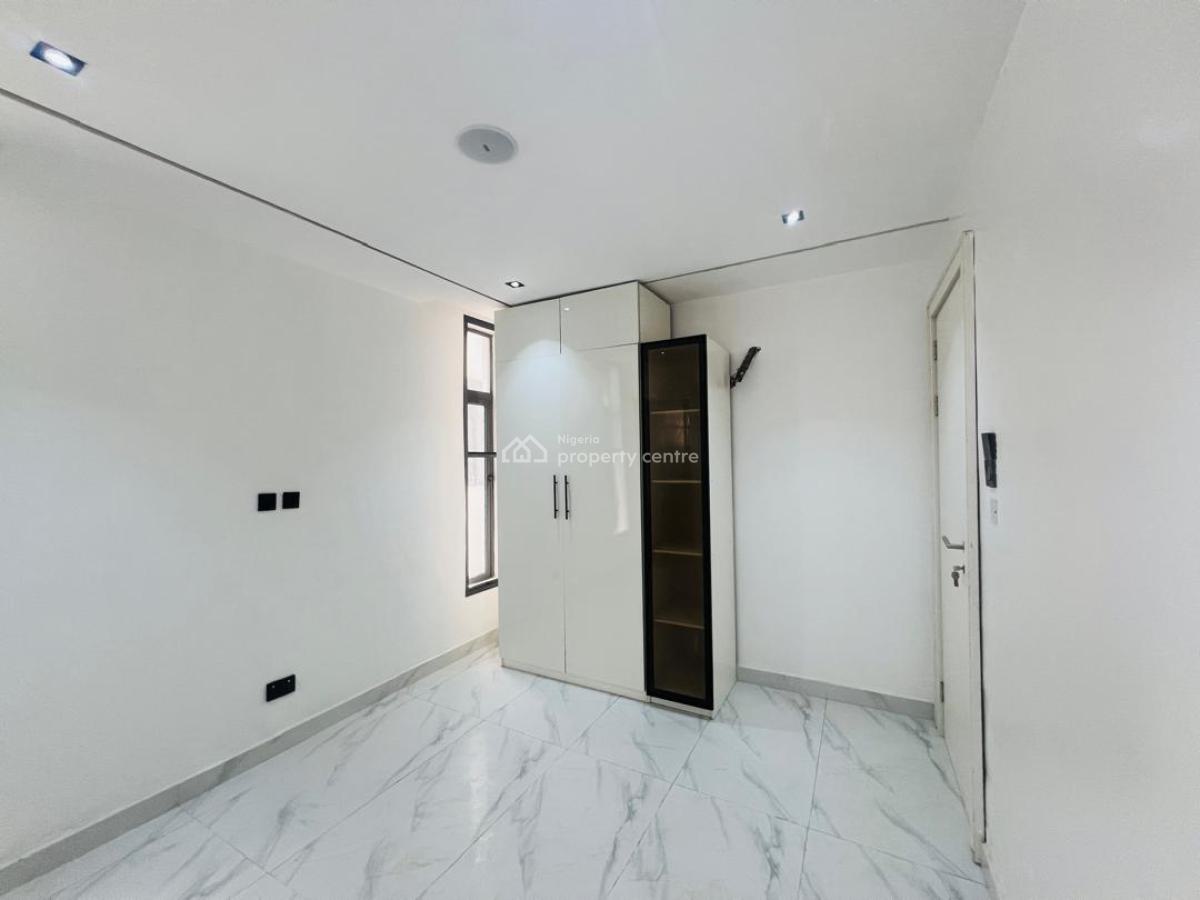 2 Bedroom Apartment with Elevator, Lekki Phase 1, Lekki Phase 1, Lekki, Lagos, Flat / Apartment for Sale