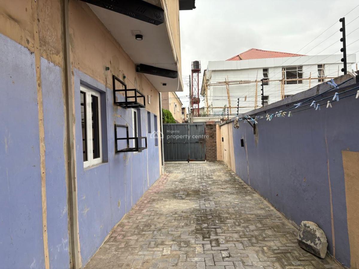 4bedroom Semi Detached with a Bq N Security House, Osapa, Lekki, Lagos, Semi-detached Duplex for Sale
