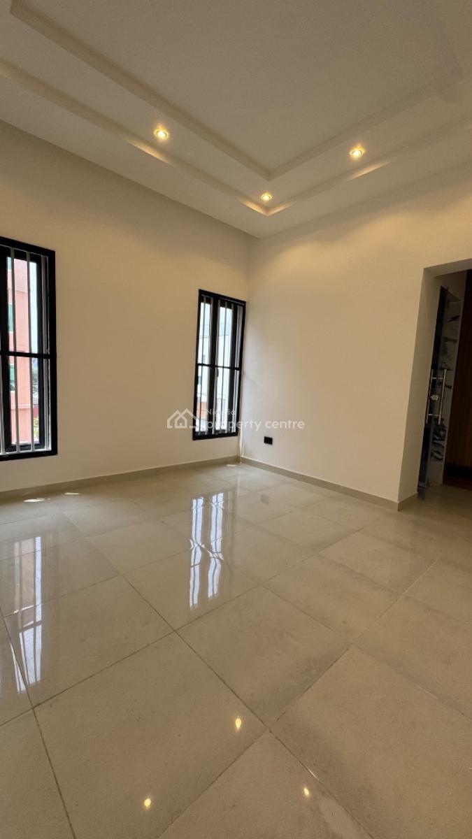 5 Bedroom Fully Detached House with Water Biew, Off Admiralty, Lekki Phase 1, Lekki, Lagos, Detached Duplex for Sale